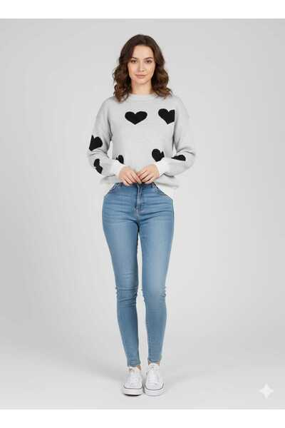 MODA Sweater with Heart