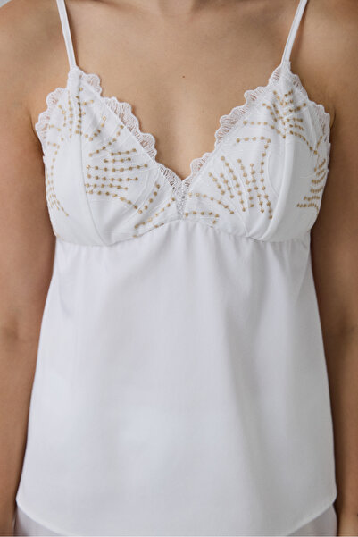 Penti Off-White Bridal Charmantes Nachthemd-Set aus gerüschtem Satin mit V-Ausschnitt und Mitgift