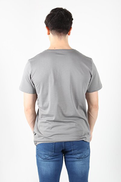 Mckanzie Μπλουζάκι με λαιμόκοψη σε σχήμα V Basic Single Jersey Regular Fit 2021