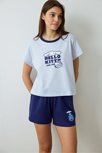 Penti Hellblaues Sanrio Happy Friends Pyjama-Set aus Baumwolle mit kurzärmligen Shorts und Rundhalsausschnitt