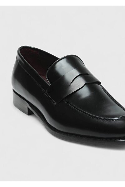 Ramsey Black Leather Classic Loafer