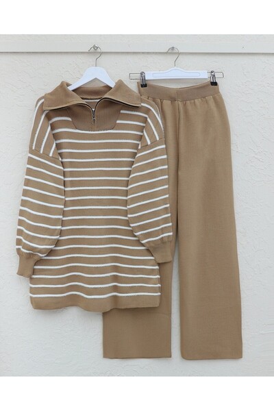 Modamorfo Striped knitwear set with turtleneck zipper - mink