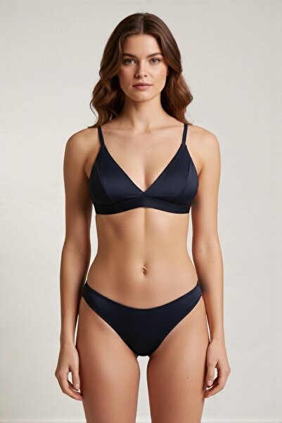 Laperissa Lacivert Saten Üçgen Bralet – Zarif Çift Askılı ve Şık Dokulu