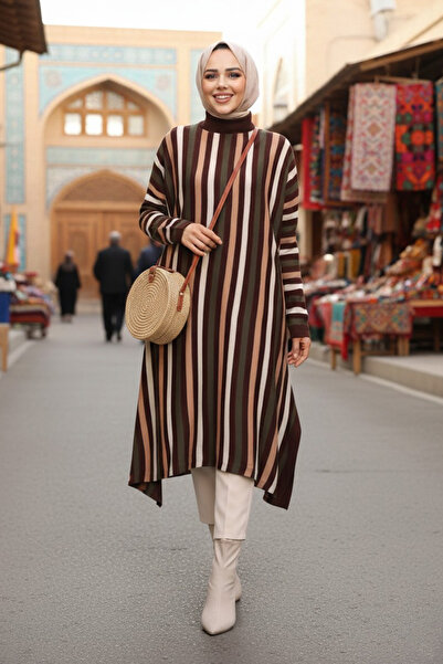 N.S NEVA STYLE Tunica Poncho din tricot maro cu dungi 56751KH