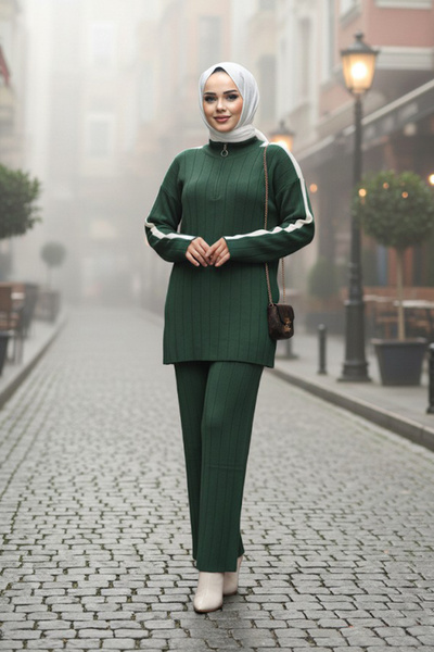 N.S NEVA STYLE طقم ملابس تريكو من قطعتين باللون الأخضر الزمردي 50163ZY