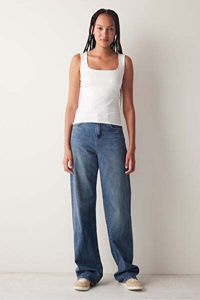 Penti Square Collar Strap White Top