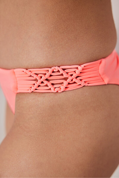 Penti Einfache Makramee-Bikinihose