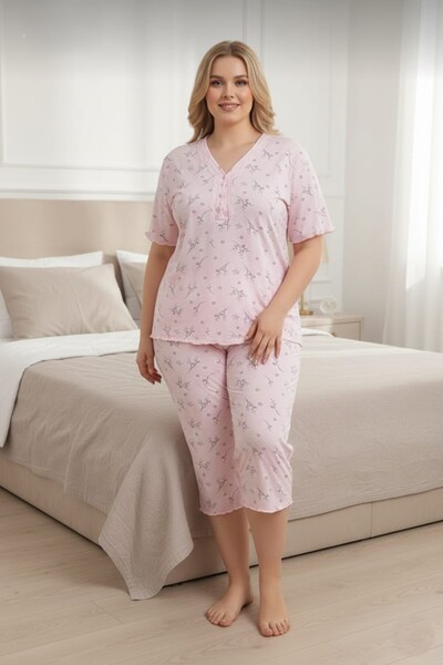 Temporium Women's Plus Size Short Sleeve Capri Bamboo Pajama Set