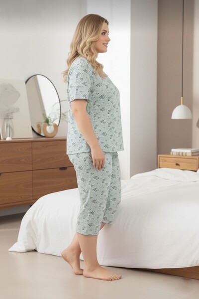 Eyfuze Women's Plus Size Short Sleeve Capri Bamboo Pajama Set