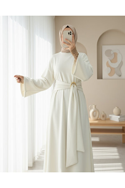 Modamorfo ψηλός λαιμός Μακρύ φόρεμα Σελανίκης με κορδόνια με κούμπωμα - Κρεμ