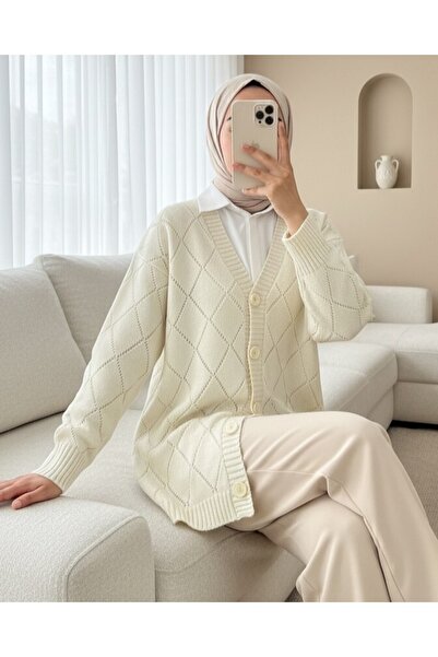 Modamorfo Lace-Like Knit Diamond Patterned Knitwear Cardigan - Cream