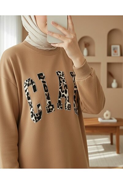 Modamorfo Στρογγυλό λαιμόκοψη με κέντημα μπροστά - Βιζόν