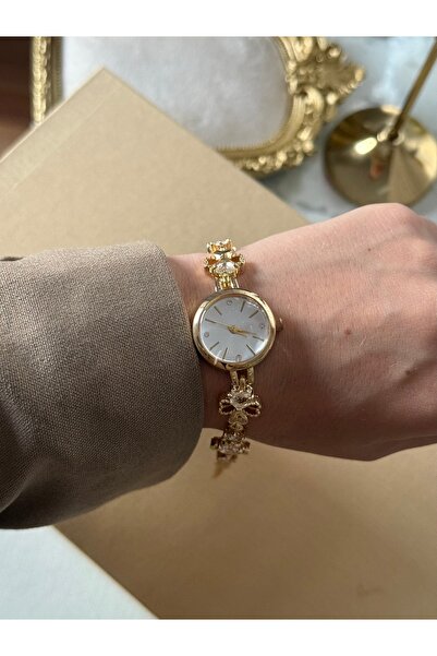 HOUSEKİ Bijuteri Women's Watch with Stone Flower Pattern