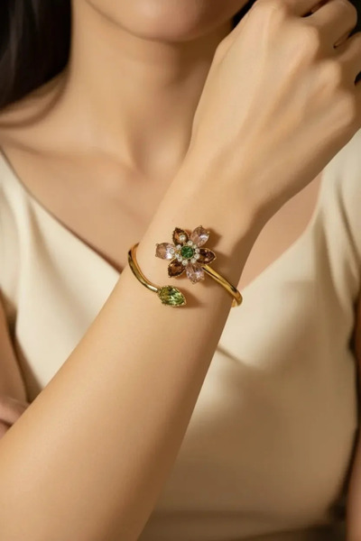 Maren Store Çelik Çiçek Kelepçe