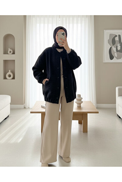 Modamorfo Women's Pocket Detailed Bomber Jacket - 32089Mnt