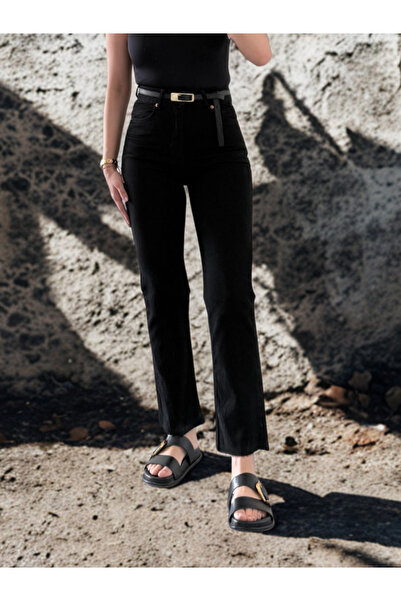 BEES JEANS Julia Siyah Kesik Paça Mom Fit Strait Jean