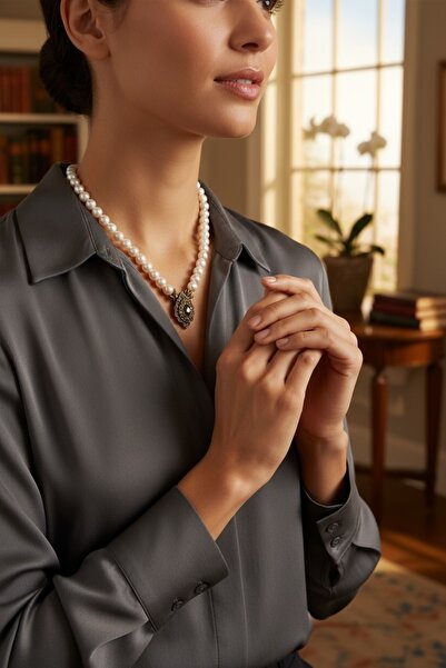 FAYRA ACCESSORIES Zirkon Taşlı Tek Sıra Badem İnci Kolye