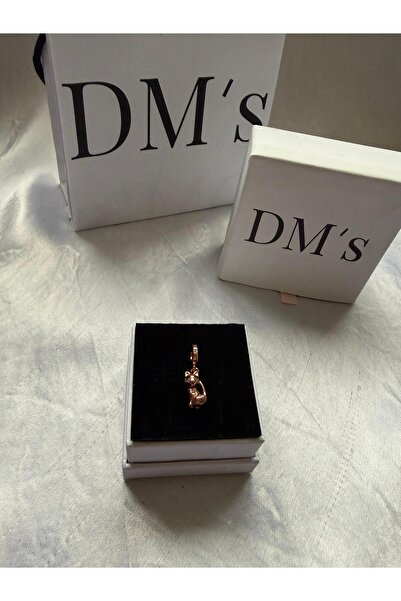 DM’s Silver Şık Tasmalı Kedi Gümüş Charm’ı