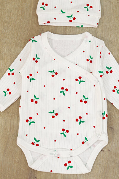 Sitilin Baby Girl White Flower 4-Piece Blanket Hospital Discharge Set Stl7108