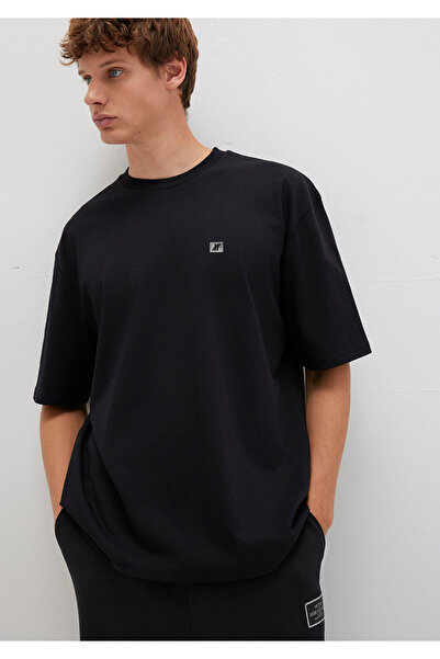 Mavi Pro Black Basic T-Shirt Relaxed Fit / Comfortable Cut 0613090-900