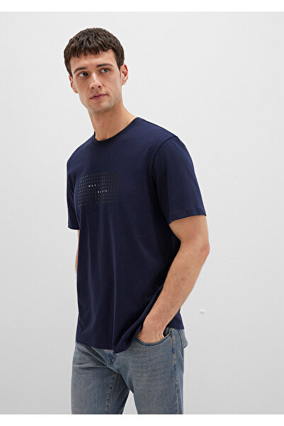 Mavi Schwarz bedrucktes, marineblaues T-Shirt mit normaler Passform / normaler Schnittform 0612866-86415