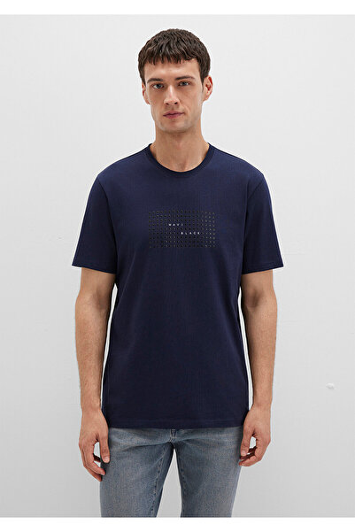 Mavi Schwarz bedrucktes, marineblaues T-Shirt mit normaler Passform / normaler Schnittform 0612866-86415
