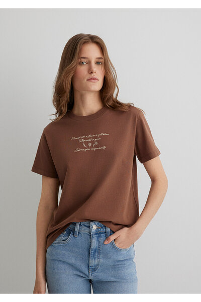 Mavi Bedrucktes braunes T-Shirt mit normaler Passform 1613133 -90437