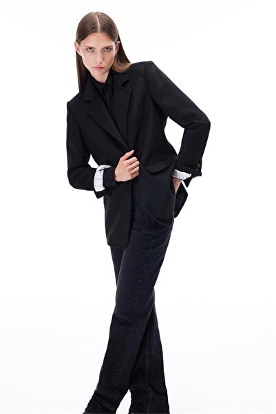 Perspective Sensorial Regular Fit Standard Length Fitted Sleeve Jacket Collar Black Jacket