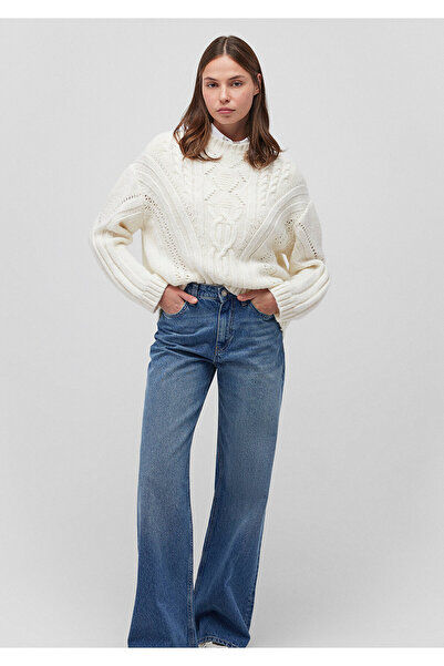 Mavi Λευκό πουλόβερ με λαιμόκοψη Loose Fit / Loose Relaxed Fit 1710478 -70057