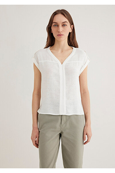 Mavi Bluză albă cu decolteu în V 122504-30701