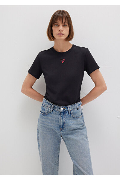 Mavi Schwarzes T-Shirt mit Logo-Print, reguläre Passform / normaler Schnitt 1601185-900