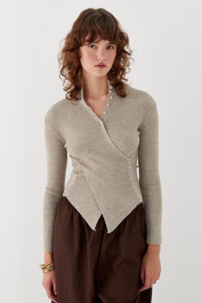 MARKALİSTE Πουλόβερ με κουμπιά στη μέση βιζόν