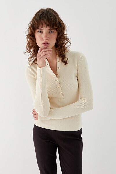 MARKALİSTE Snap-Buttoned High-Neck Sweater Ecru