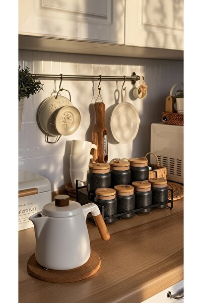 Generic Spice and seasoning jar set