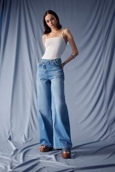 DeFacto Dlouhé kalhoty s vysokým pasem, širokými nohavicemi a s efektem praní F5523AX25AU