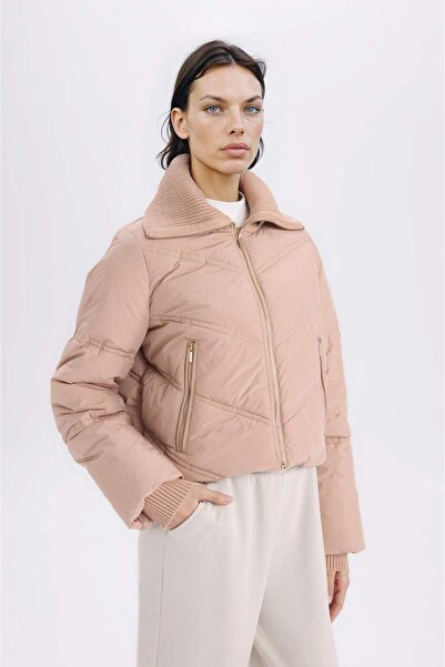 DeFacto Palton rezistent la apă cu potrivire obișnuită cu buzunare cu fermoar C9704AX24WN