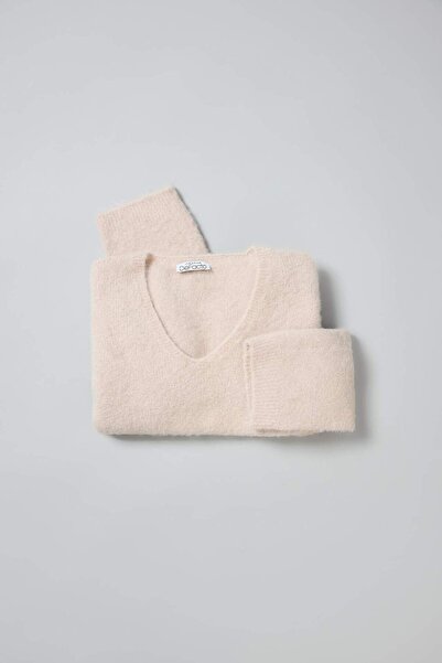 DeFacto Reguläre Passform, V-Ausschnitt, Basic, einfarbig, nahtloser Strickpullover E9170AX25SP