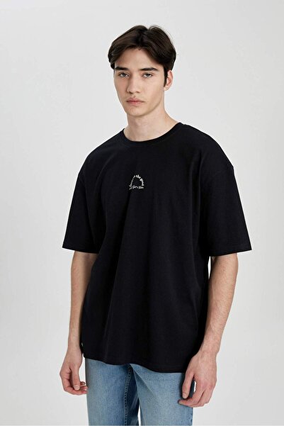 DeFacto Oversize Wide Fit Crew λαιμόκοψη εμπριμέ κοντομάνικο μπλουζάκι B4651ax24sp