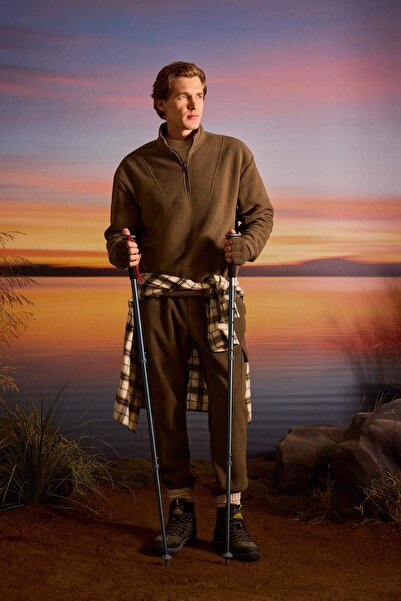 DeFacto Boxy Fit High Neck Half Zip Fleece Sweatshirt E8632Ax25Wn