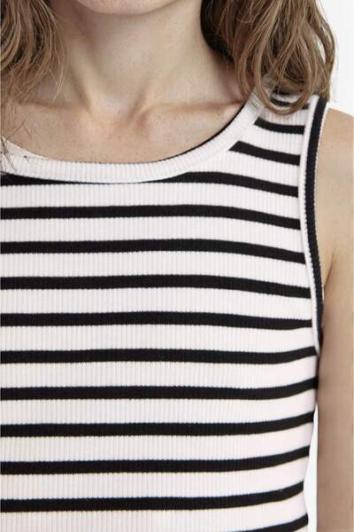 DeFacto Crew Neck Girls' Tank Top - Z7814a623hs