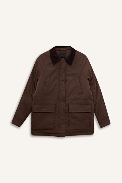 DeFacto Παρκά με φερμουάρ με γιακά με αντίθεση κανονικής εφαρμογής (25 WN)