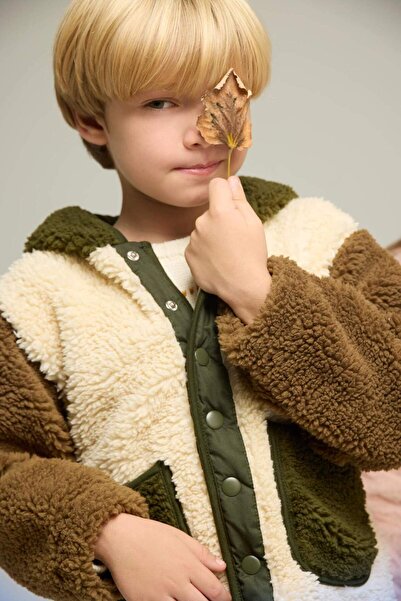 DeFacto Chlapecký plyšový kardigan s kapucí F7586A525WN