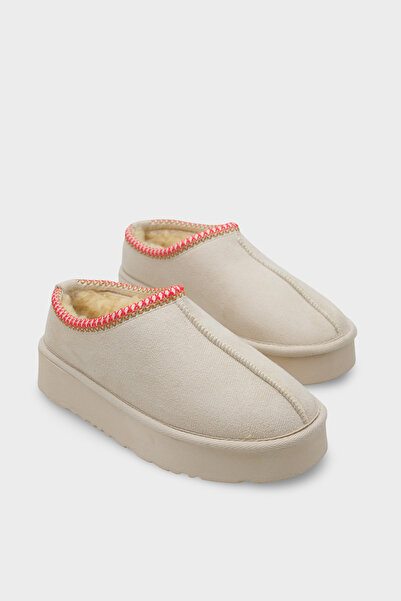 Capone Outfitters Carroll Damen-Hausschuhe mit dicker Sohle und runder Zehenpartie aus Fell