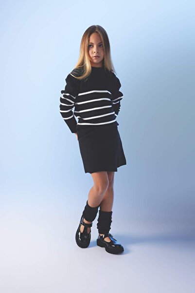 DeFacto Fusta neagră de bază simplă pentru școală pentru fete A7172a824wn