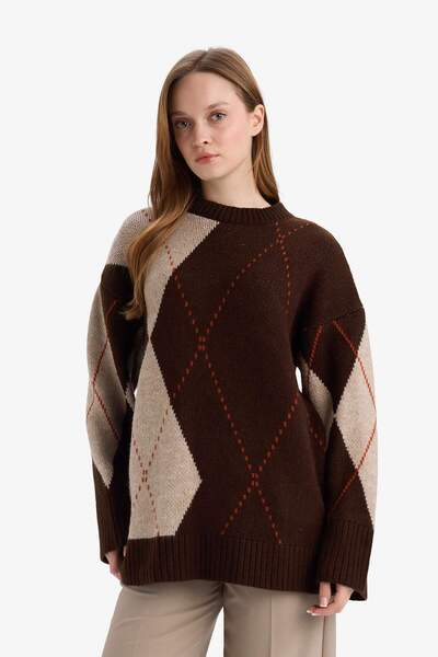 DeFacto Πλεκτό πουλόβερ με κανονική εφαρμογή με λαιμόκοψη με μοτίβο μπακλαβά G0711AX25WN