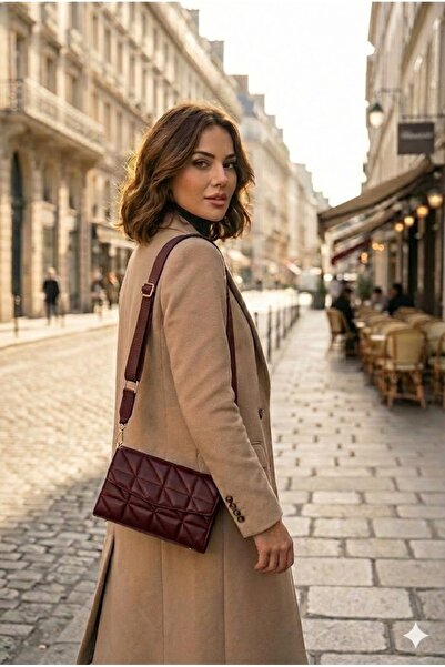 PurpleART Dámská bordová prošívaná taška přes rameno s nastavitelným popruhem na sloupek