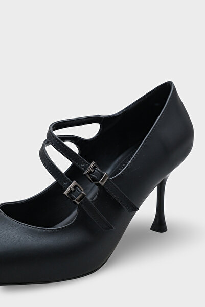 Capone Outfitters Marigold Mid-Heeled Pointed Toe Strappy Women's Shoes