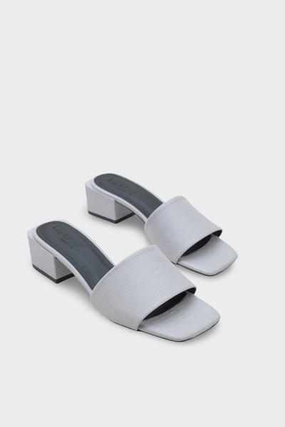 Capone Outfitters Cathleen Blunt Toe Mid-Heeled Satin Women's Slippers