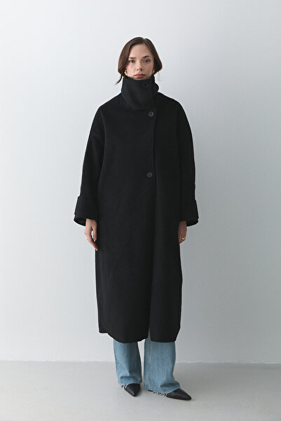 Laluvia Black Vittoria Buttoned Collar Coat - 2511