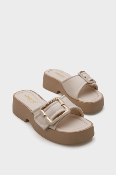 Capone Outfitters Mia Wedge Heeled Single Strap Buckle Women's Comfort Slippers